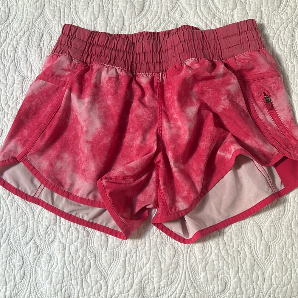 Lululemon Tracker shorts